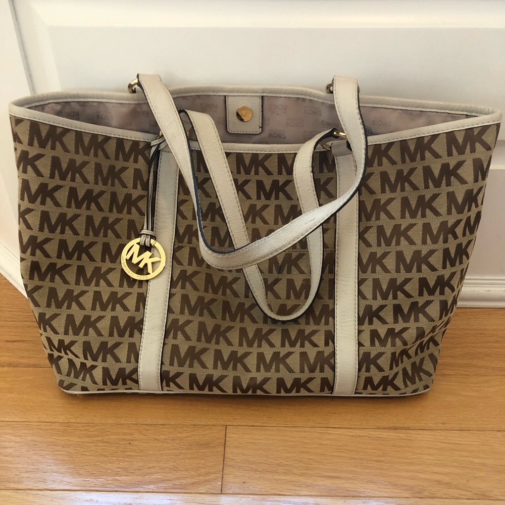 Michael Kors Tote